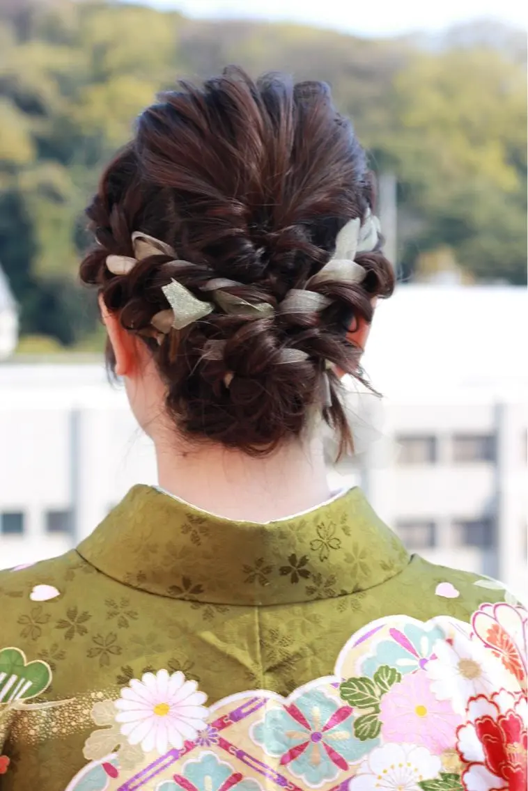 ミディアム ヘアアレンジ 卒業式のヘアスタイル ヘアセット Viage （ビアージュ）のヘアスタイル