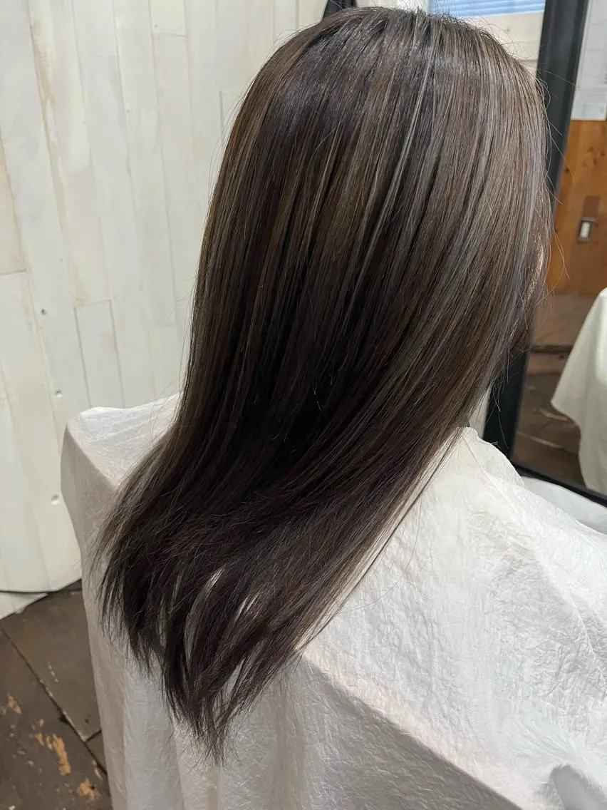 ロング 紙屋 隼人のヘアスタイル