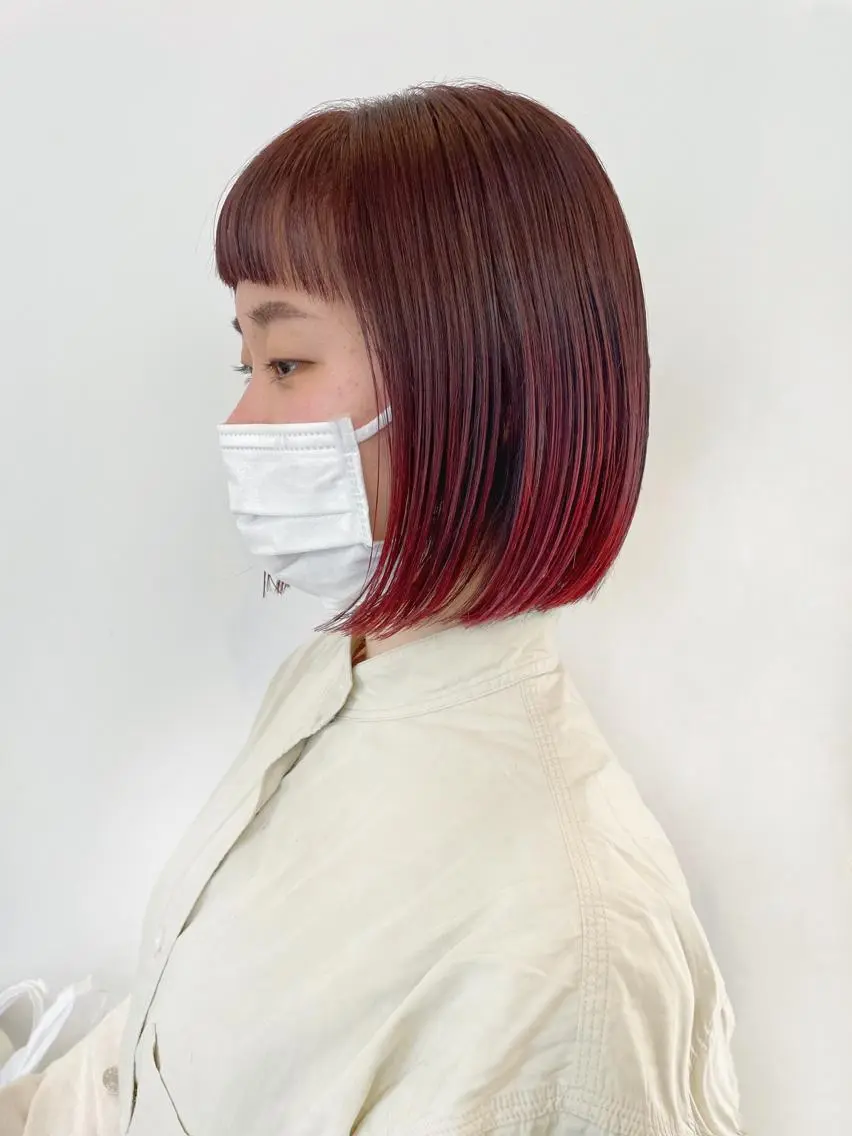 ショート カラー 切りっぱなしボブ レッドカラー ボブ カット ヘアカラー トリートメント HIROKI ”博多 /ボブのヘアスタイル