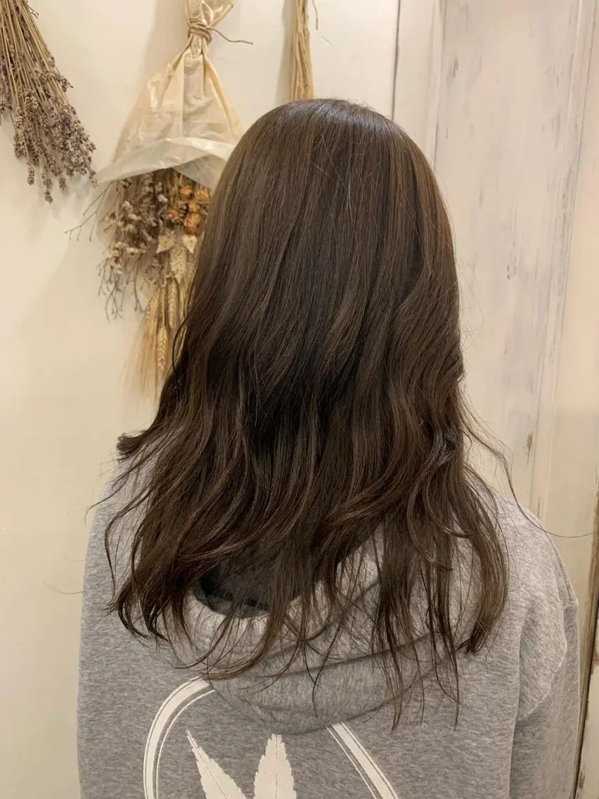 セミロング カラー アッシュ アッシュブラウン ブラウンカラー エハラ リョウスケのヘアスタイル