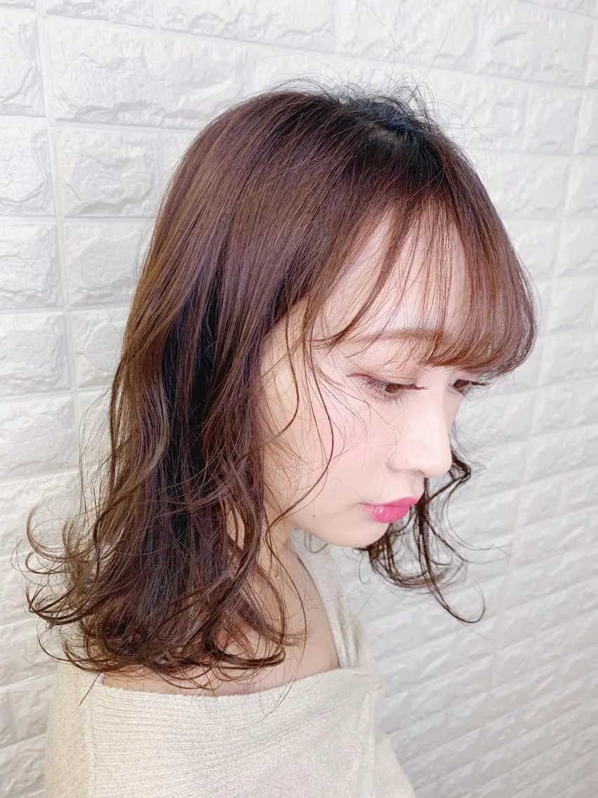ミディアム カラー 福森 みずきのヘアスタイル