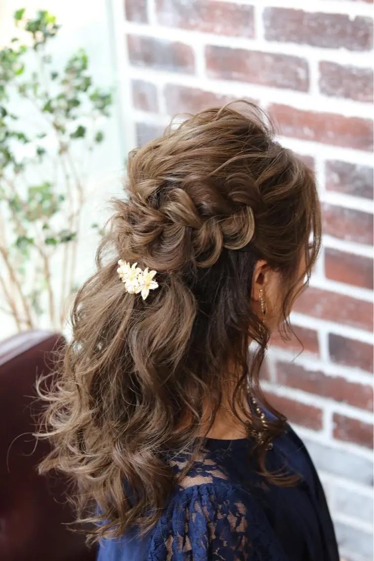 ヘアアレンジ ハーフアップ 結婚式・ブライダル ヘアセット 木下大地 HAIR Oneのヘアスタイル