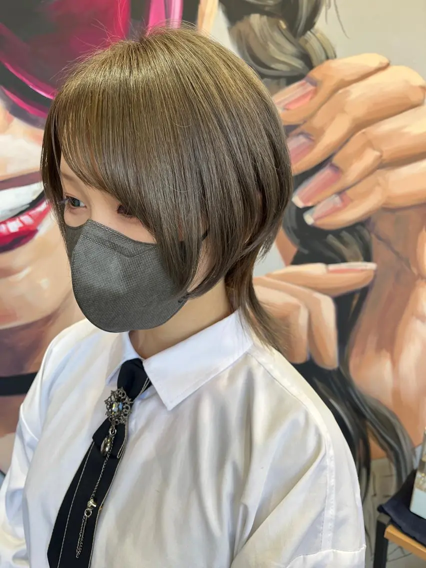 ミディアム カラー パーマ ヘアアレンジ メンズ キッズ ネイル マツエク・マツパ アイブロウ メンズブリーチ メンズハイライト メンズインナーカラー メンズ韓国風 ブリーチ 久木原 ゆりのヘアスタイル