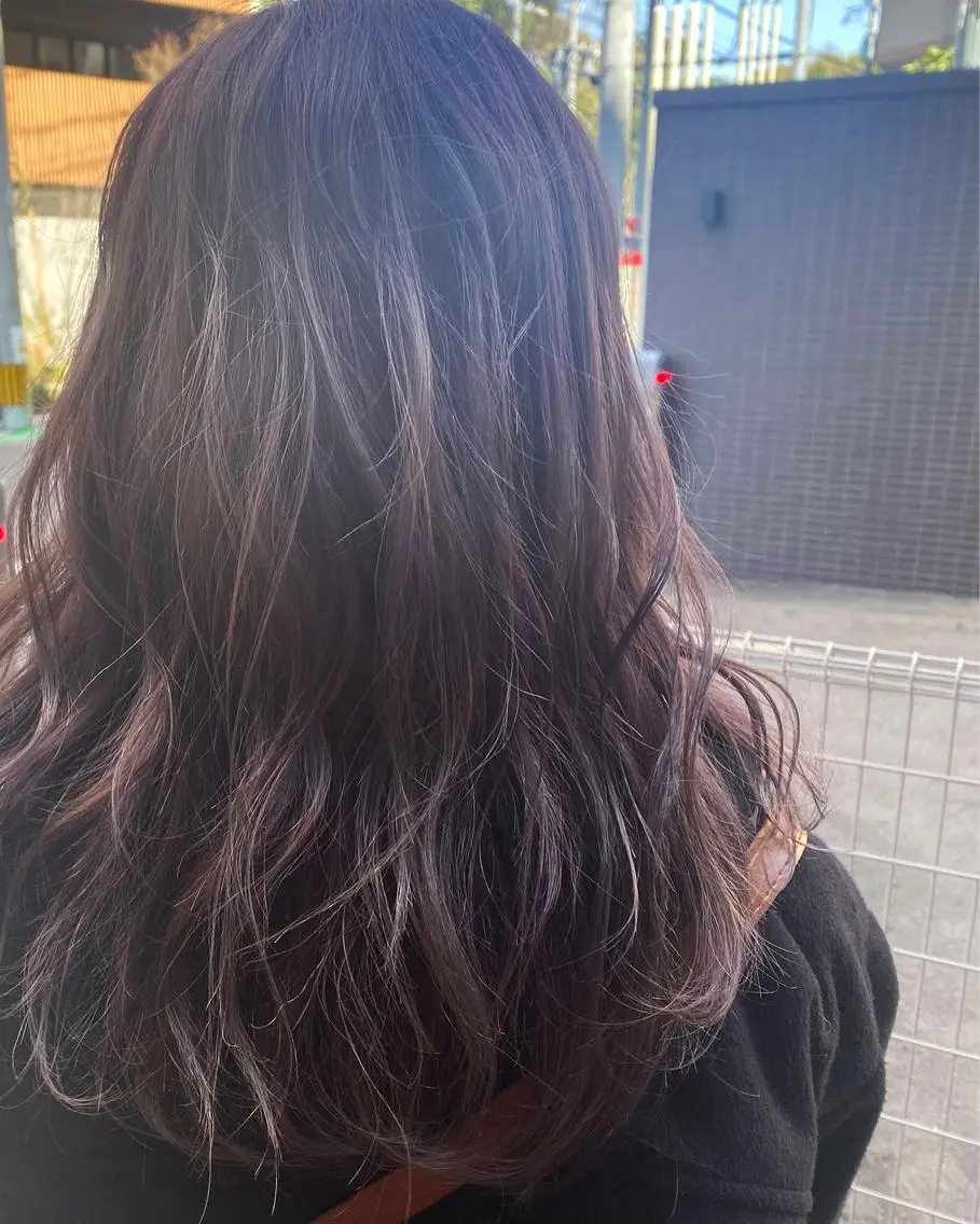 ロング カラー ヘアアレンジ アッシュ ラベンダーカラー ラベンダーアッシュ ゆ ずのヘアスタイル