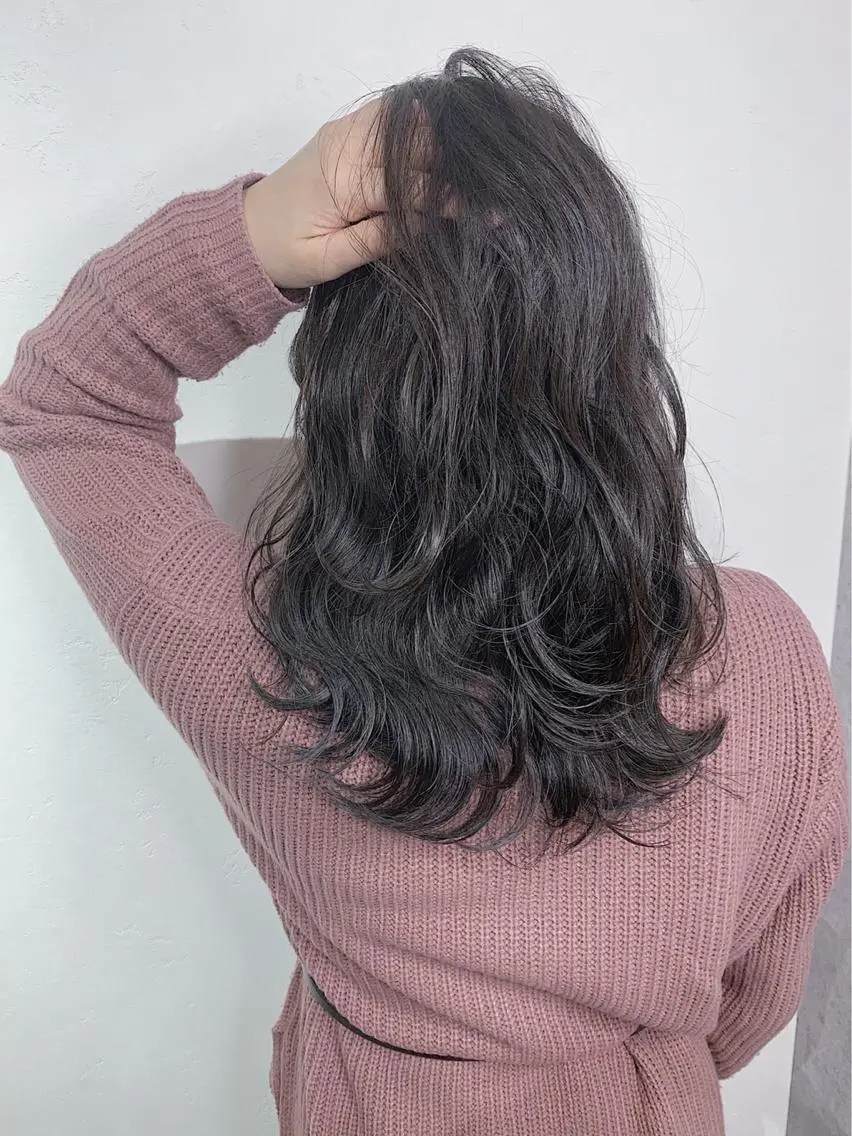 セミロング カラー アディクシーカラー _WHITE 難波本店のヘアスタイル