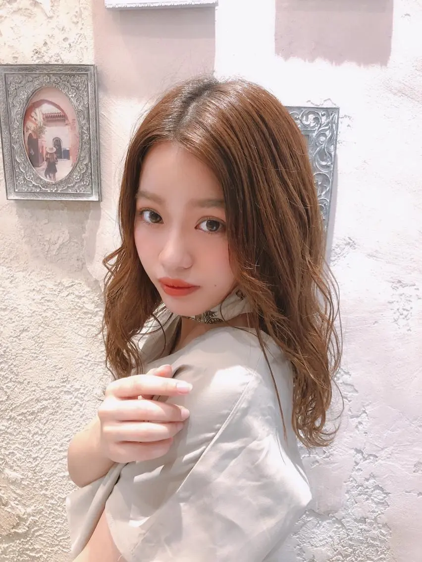 ミディアム カット ヘアカラー トリートメント 代表山口ひな 髪質改善のプロのヘアスタイル