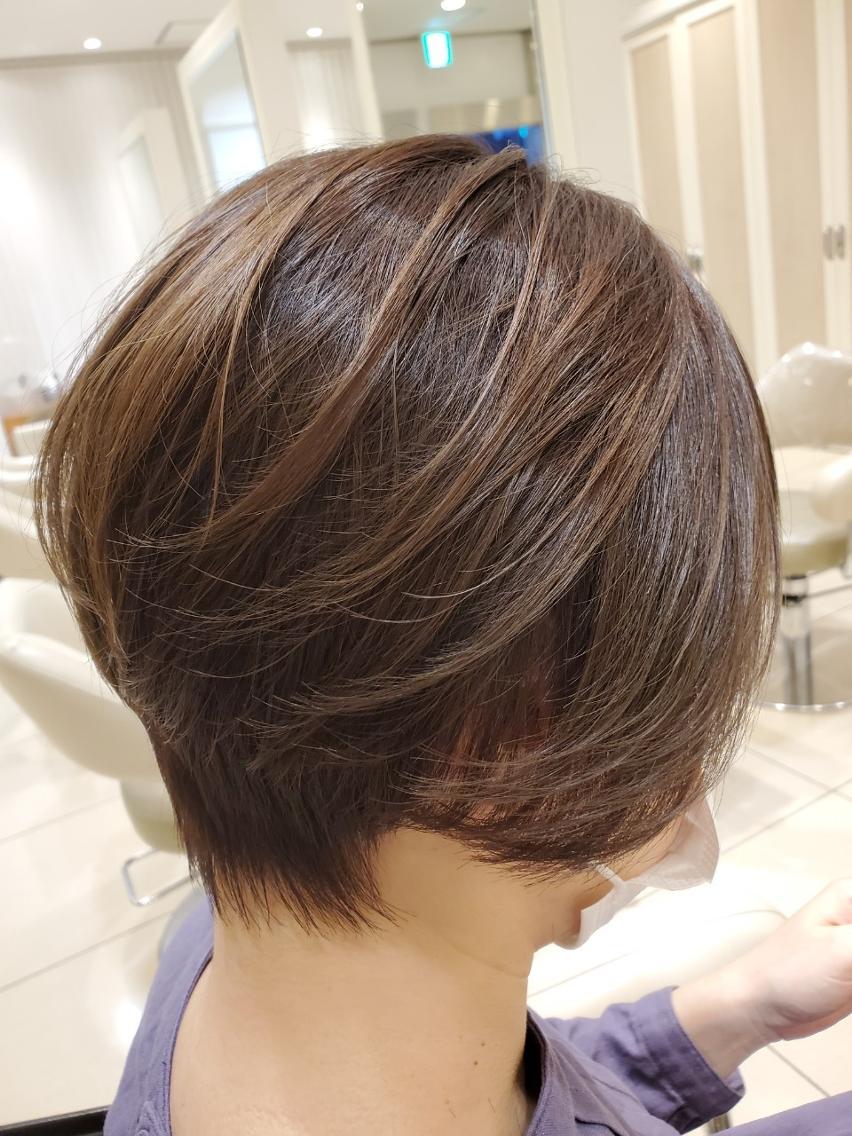 ショート ヘアカラー トリートメント いのうえ ももかのヘアスタイル
