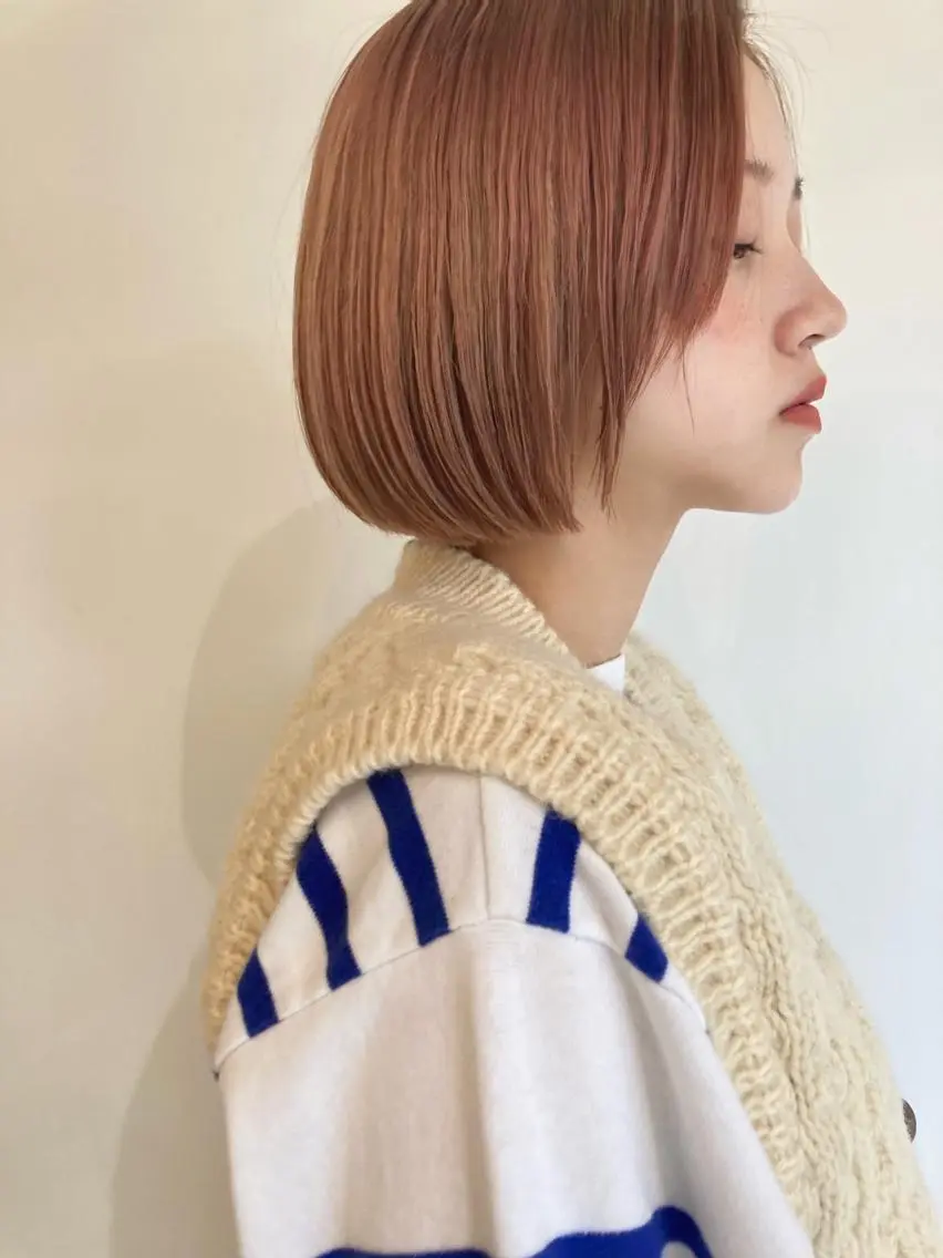 ショート カラー ベージュカラー ブリーチ ピンクカラー ピンクベージュ カット ヘアカラー お洒落ベージュ🤎 代官山shibukiのヘアスタイル