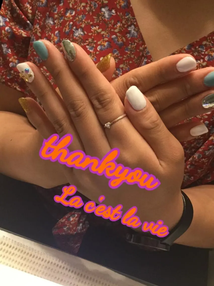 ネイル ミラーネイル nailsalon ラセラヴィのネイルデザイン