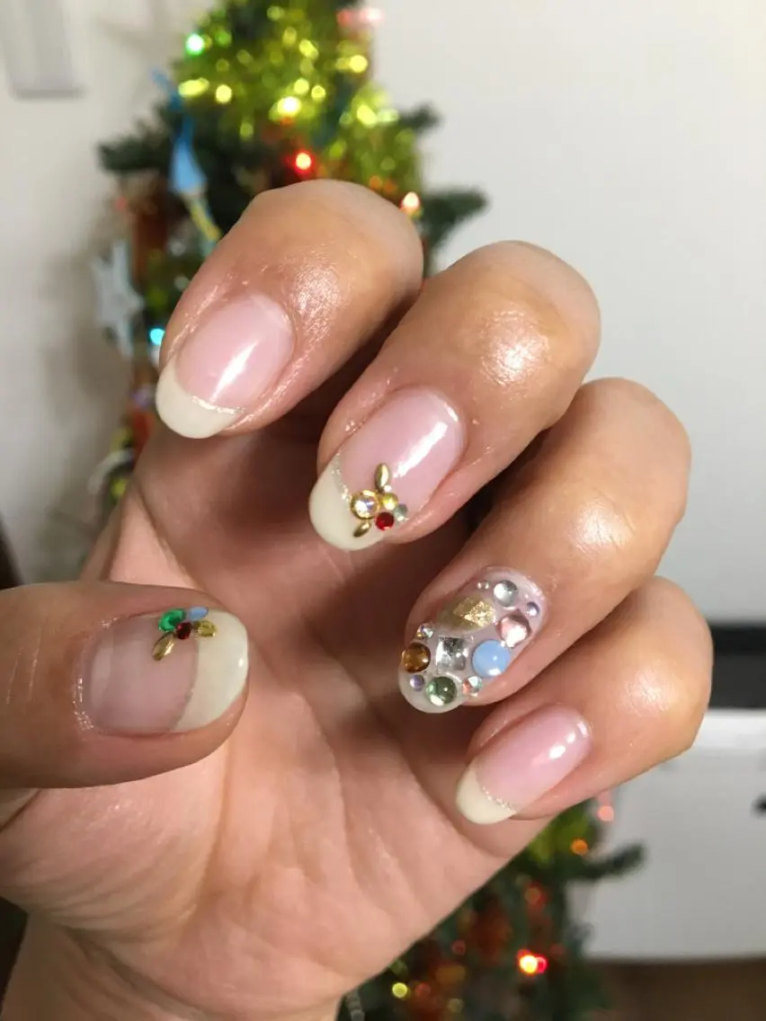 ネイル アートネイル フレンチネイル Free nail くるる府中のネイルデザイン