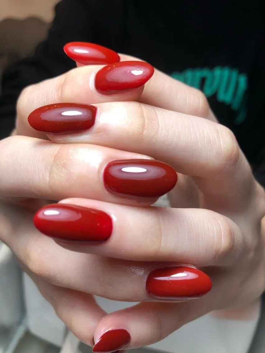 ネイル ジェルネイル ワンカラーネイル 赤色 bijou nails 蓮のネイルデザイン