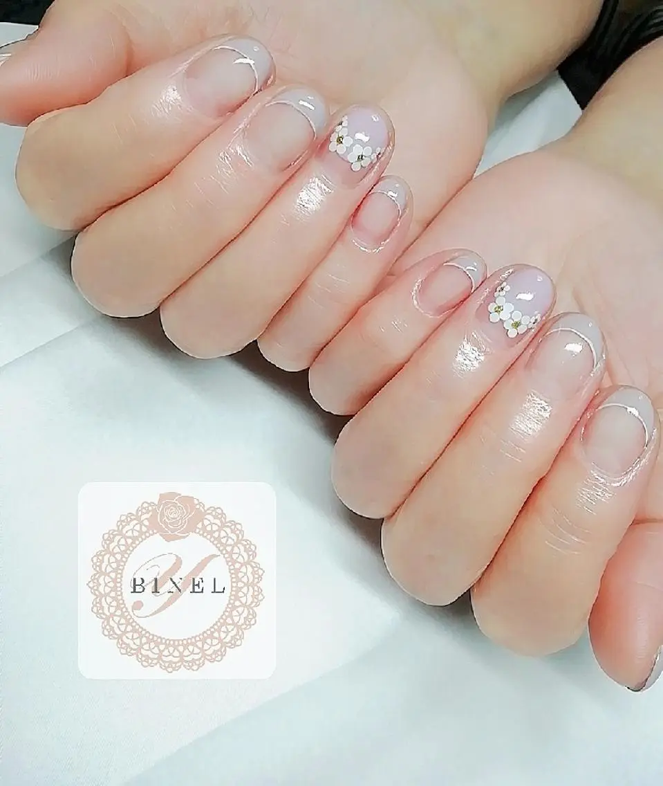 ネイル カジュアル フレンチネイル ハンドネイル Nail Salon Y.BINELのネイルデザイン