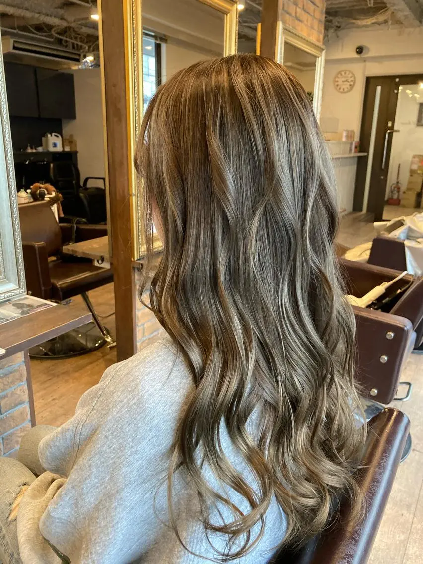 セミロング カラー 美髪・艶髪特化美容師 RYOJIのヘアスタイル