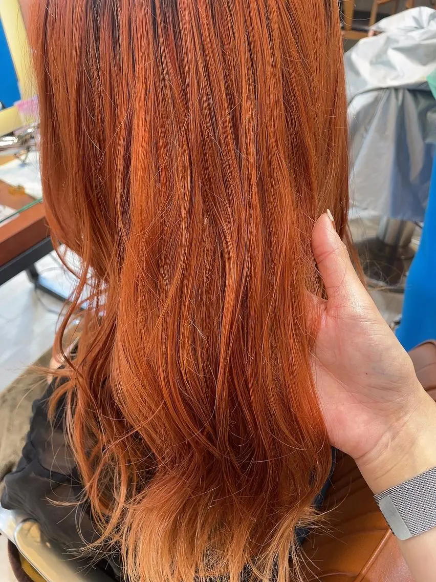 セミロング カラー ブリーチ オレンジ ヘアカラー トリートメント 🦖鶴岡 香純🦖のヘアスタイル