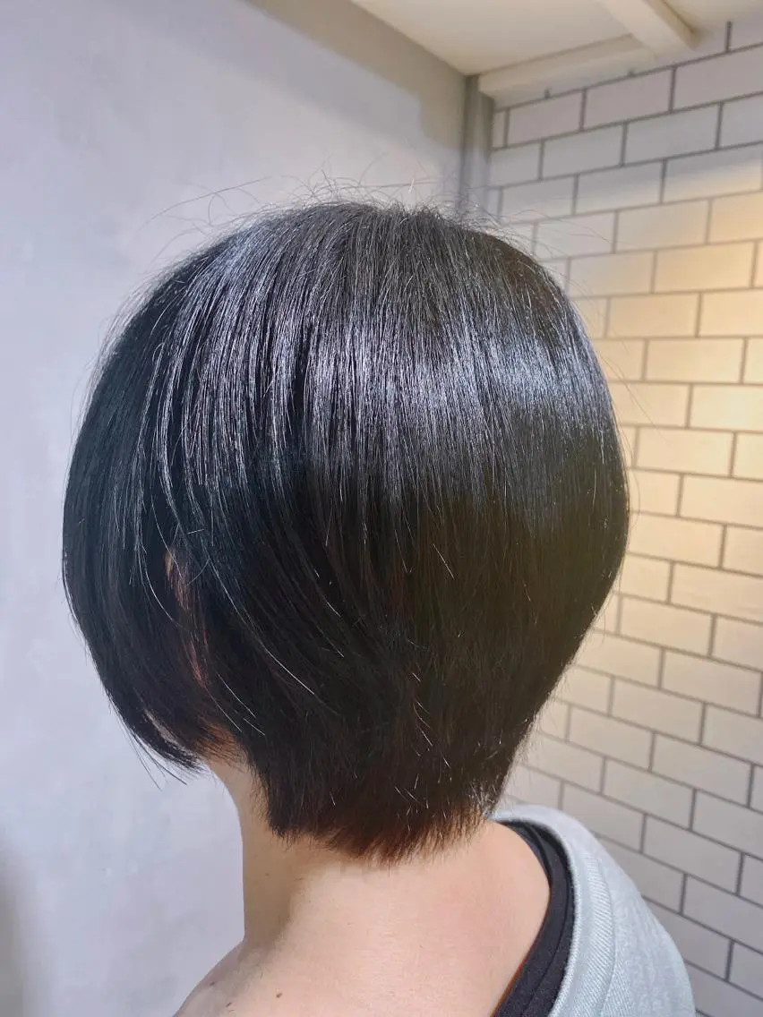 ショート カラー な つのヘアスタイル