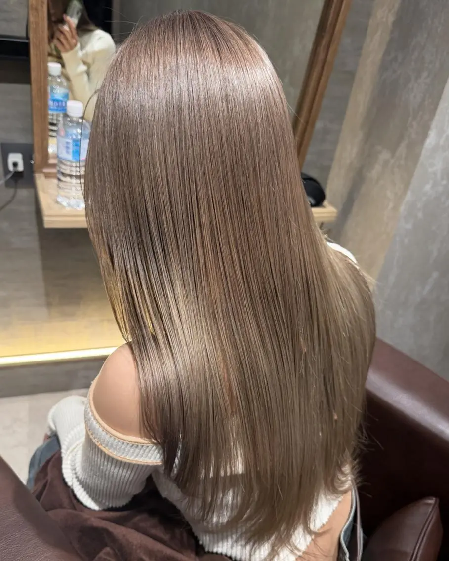 ロング スタッフ1 アシスタントのヘアスタイル