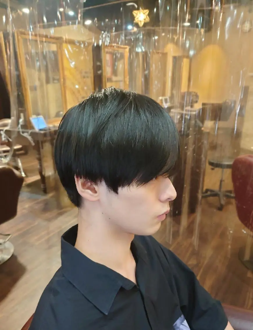 ショート カラー メンズ マッシュ 艶髪✨ブリーチ職人 yasuのヘアスタイル