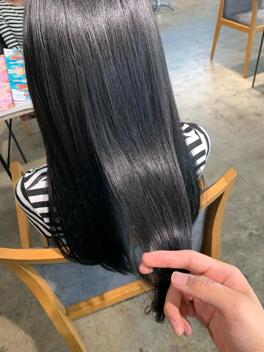 ロング カラー 🌈ディレクター🌈 徳松優希のヘアスタイル