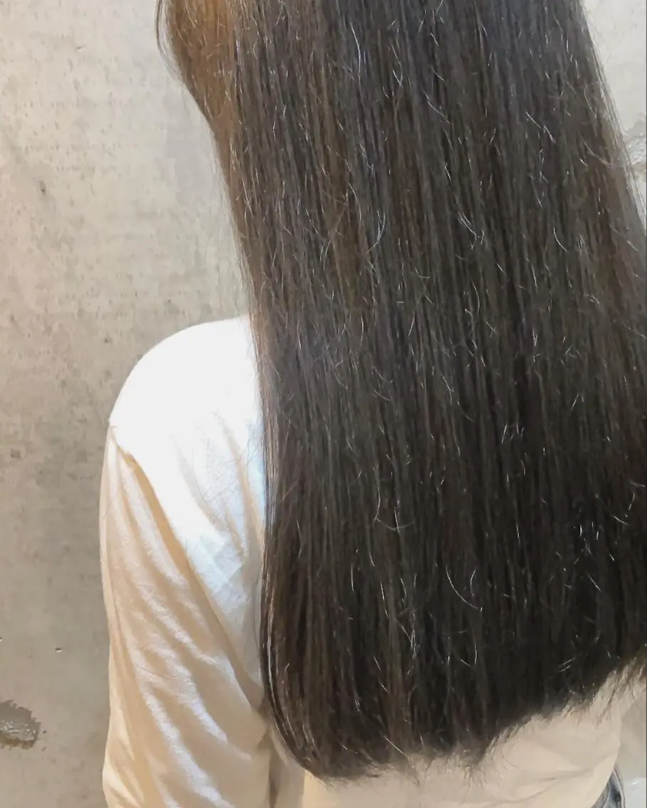 ロング カラー ネイビーカラー くぎた とわのヘアスタイル