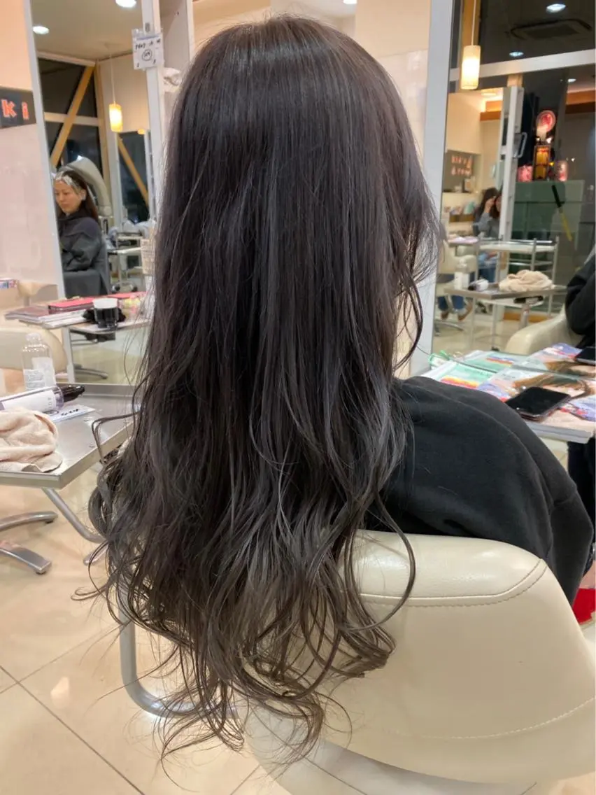 カラー ヘアカラー SALOWIN栄 高須大貴のヘアスタイル