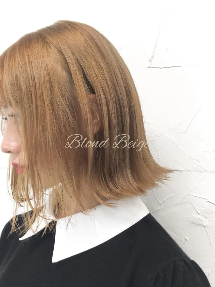 ショート カラー ベージュカラー 透明感カラー 脱！黒髪 ダブルカラー【上野】のヘアスタイル