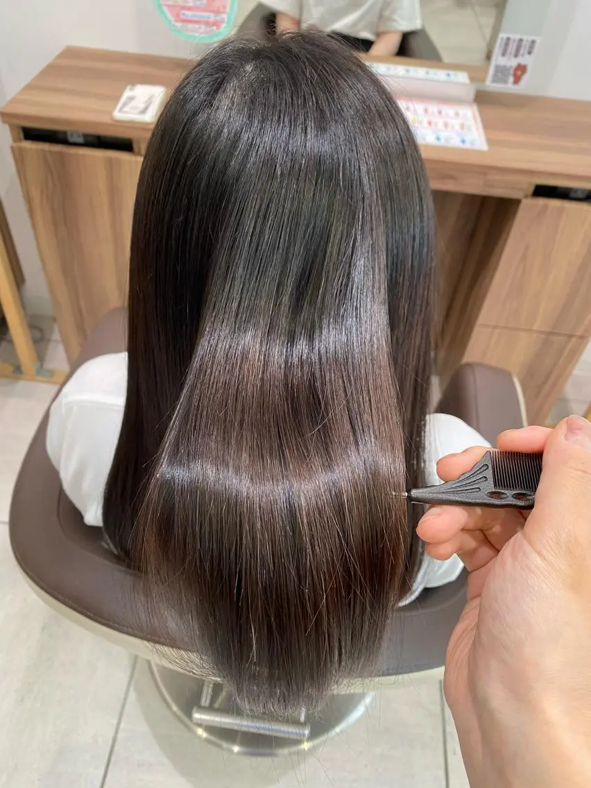 ロング カット 縮毛矯正 .MANA. 【艶髪ロング】のヘアスタイル