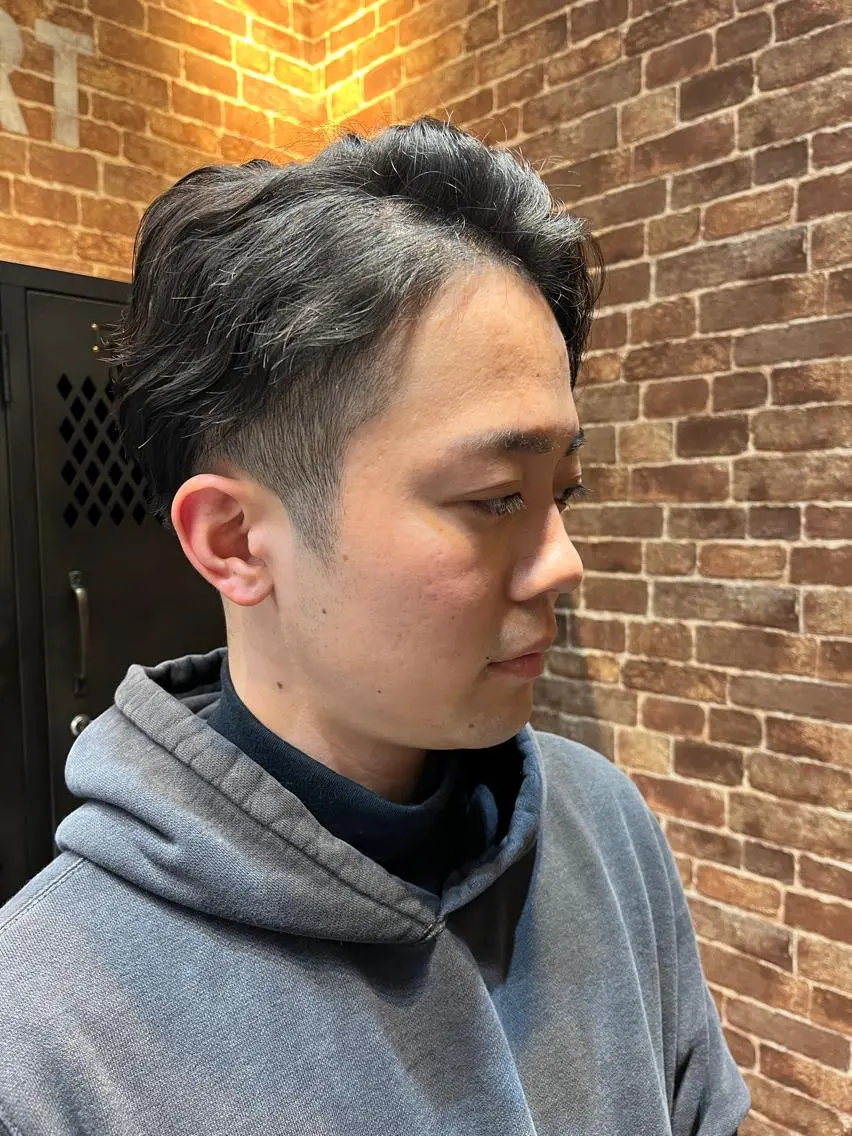 ショート カラー パーマ ヘアアレンジ メンズ キッズ ネイル マツエク・マツパ アイブロウ メンズブリーチ メンズハイライト メンズインナーカラー メンズ韓国風 ブリーチ 久木原 ゆりのヘアスタイル