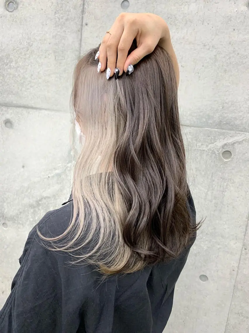 セミロング カット ヘアカラー トリートメント 山田 絵里菜のヘアスタイル