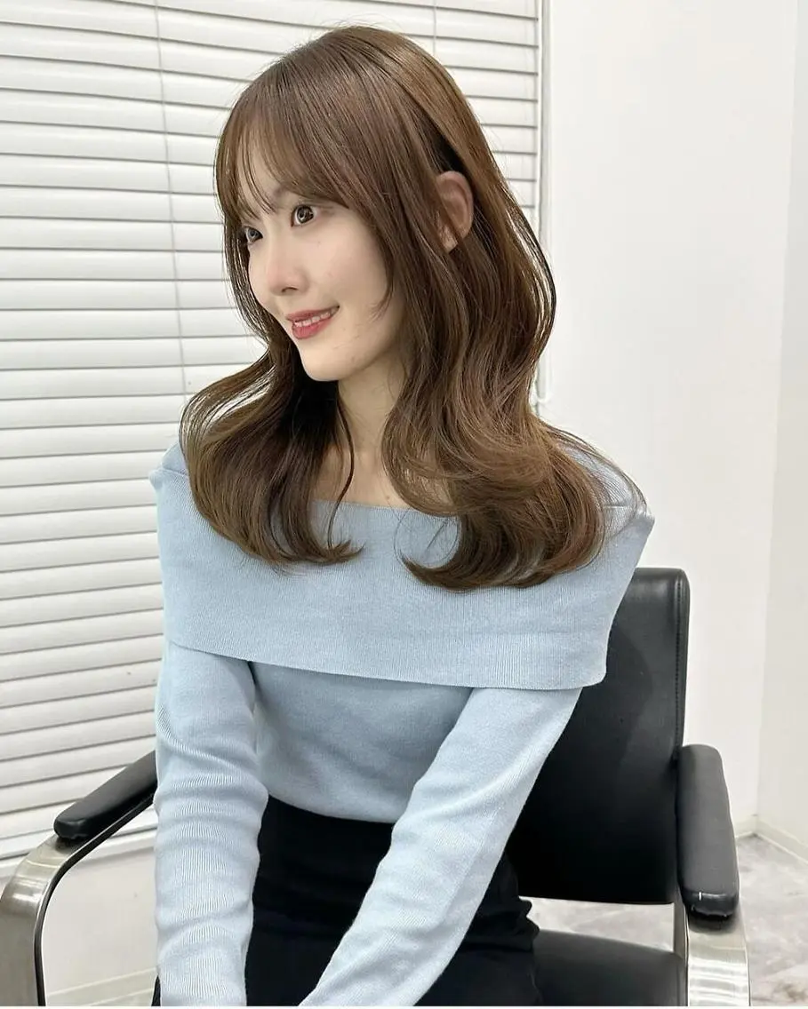 ロング カット ヘアカラー 髪質改善*韓国レイヤ ーカット🫧🪽衣愛のヘアスタイル
