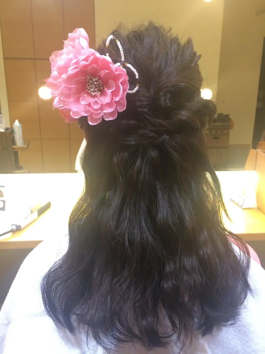 ロング カラー ヘアアレンジ ハーフアップ メンズパーマの巨匠 鈴木純のヘアスタイル