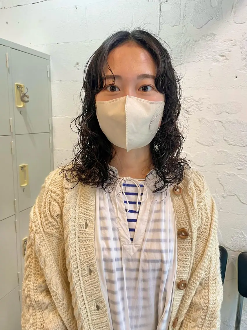 ミディアム パーマ カット パーマ satsuki 暖色・ブラウンカラーのヘアスタイル