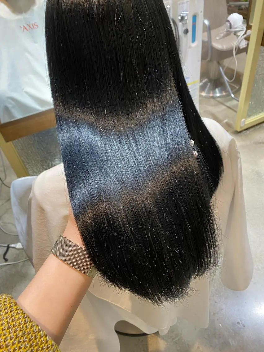 セミロング 'AXIS maiのヘアスタイル