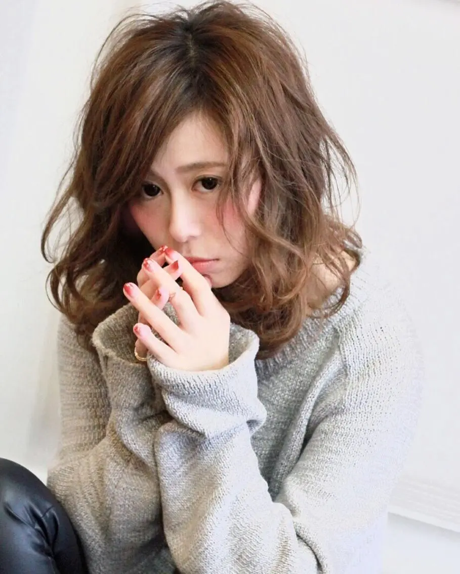 ミディアム カラー パーマ イルミナカラー トリートメント カット ヘアカラー トリートメント ヘアセット LAS 代表 ナガカワ コウヘイのヘアスタイル