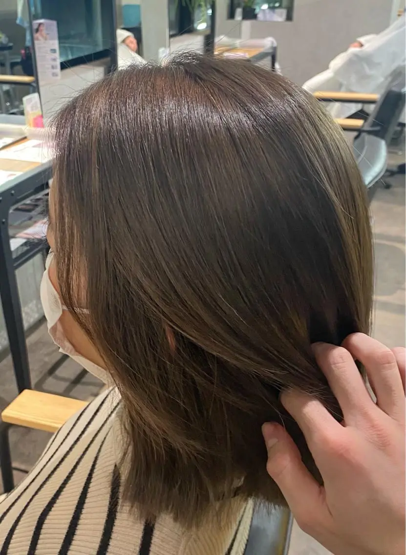 ミディアム カラー ヘアカラー お洒落カジュアル🍃 まなとのヘアスタイル