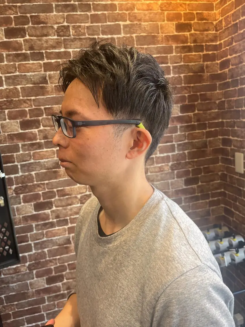 ショート カラー パーマ ヘアアレンジ メンズ キッズ ネイル マツエク・マツパ アイブロウ メンズハイライト メンズパーマ ブラウンカラー ケアカラー 透明感カラー 久木原 ゆりのヘアスタイル