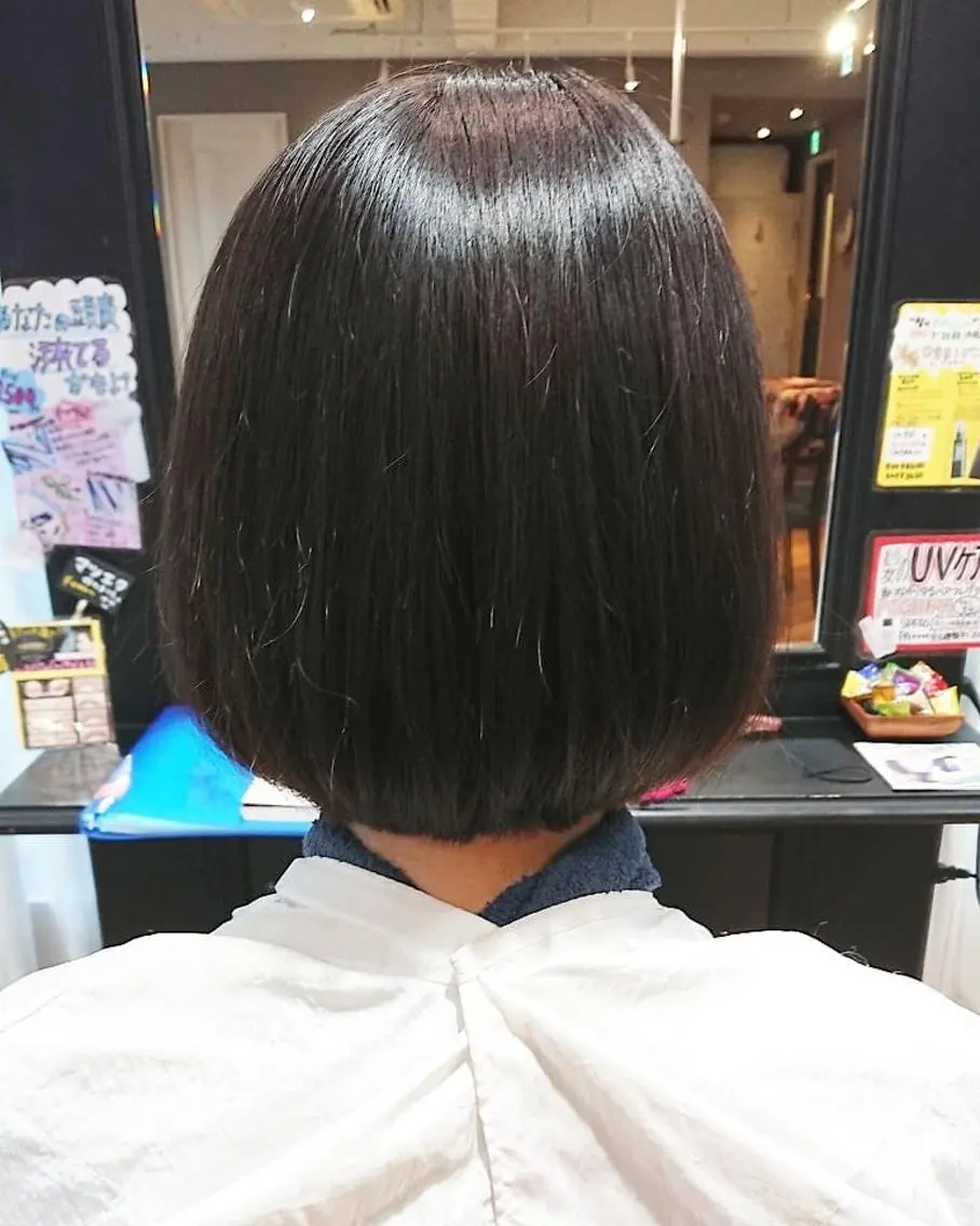 ミディアム ボブ 三好 麻美のヘアスタイル