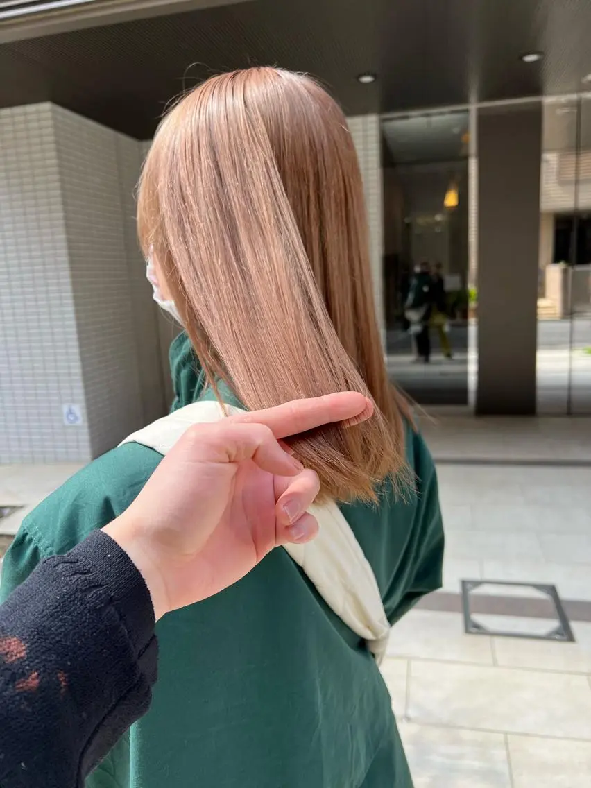 ミディアム カラー ベージュカラー ブリーチ ケアブリーチ 透明感カラー ミルクティーベージュ 💎透明感カラー特化 💎TAISEIのヘアスタイル