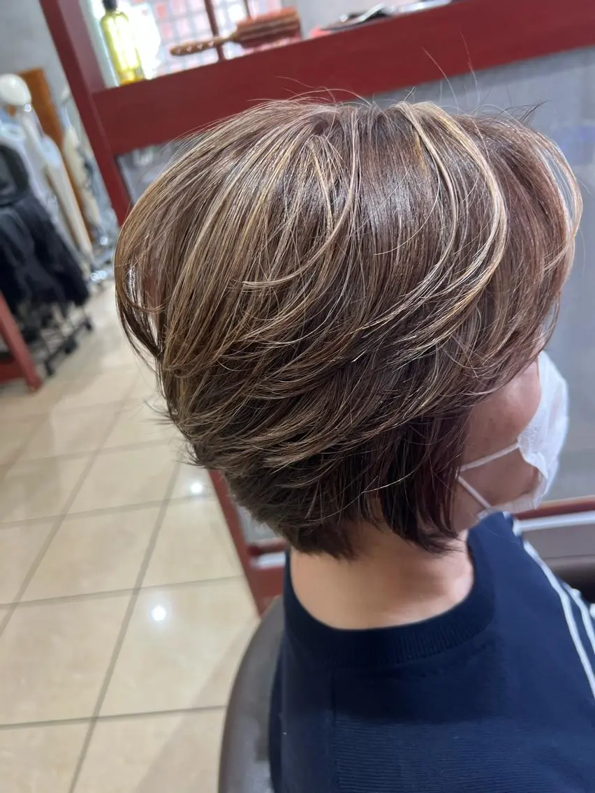 ショート ハイライト ショートヘア 坂本 優輝のヘアスタイル