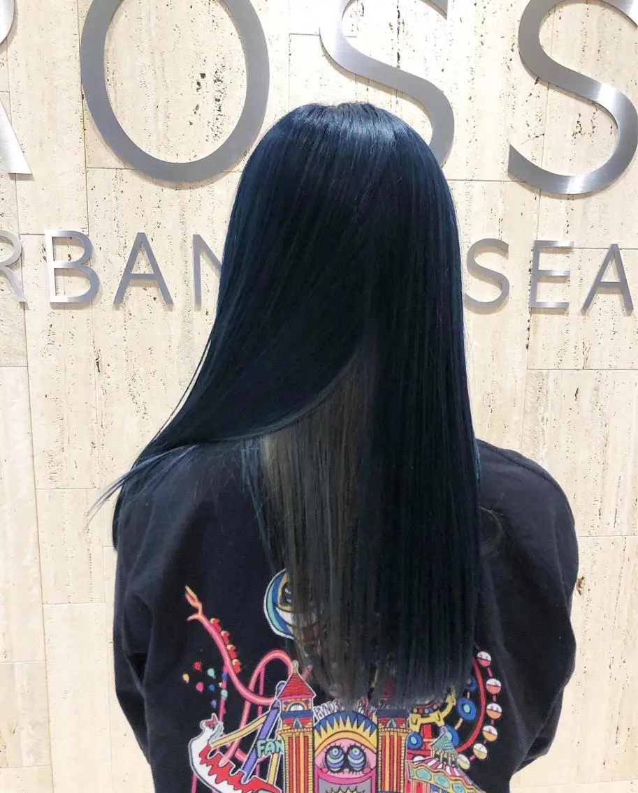 ロング カット ヘアカラー トリートメント 高橋 芽衣のヘアスタイル