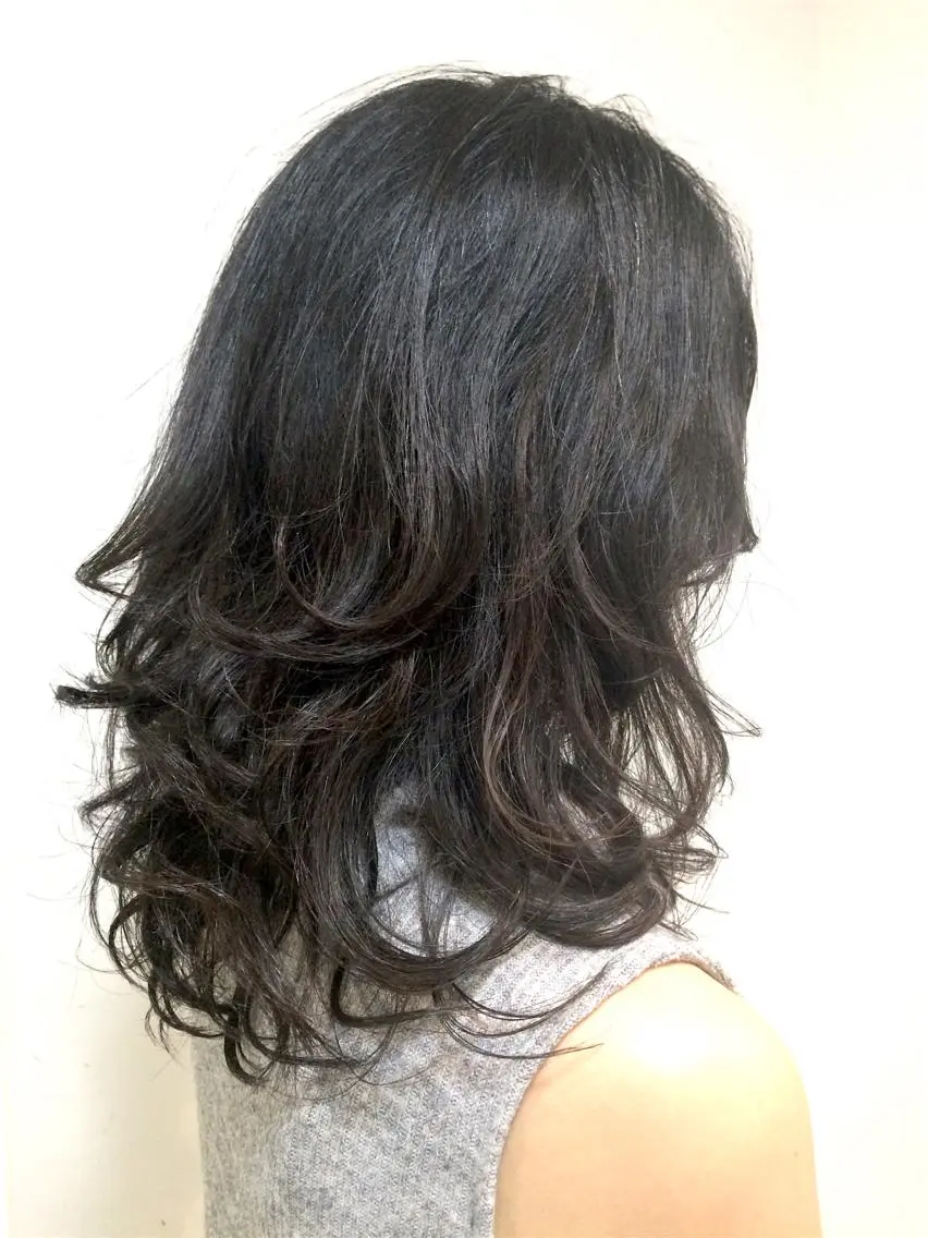セミロング パーマ 大木 拓瑞のヘアスタイル