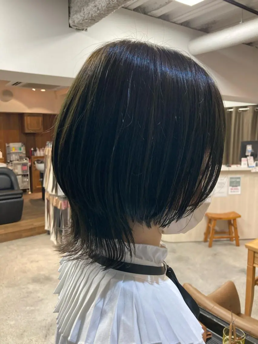 ミディアム エクステ 髪質改善 トリートメント エクステ スタジオフツーロ バイビーヘアーのヘアスタイル