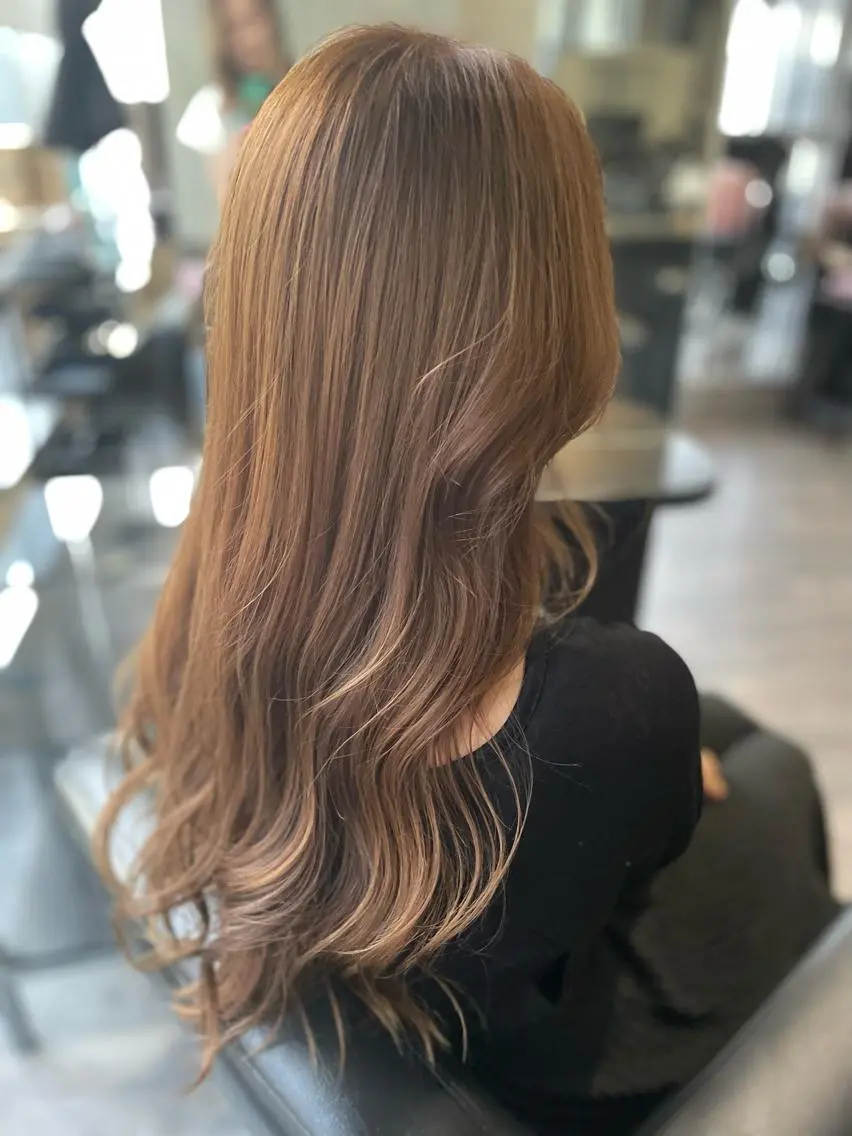 ロング ヘアカラー 【Lilly】成田 紗英のヘアスタイル