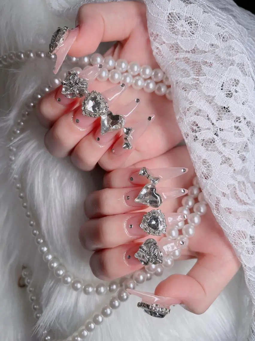 ネイル フレンチネイル ジェルネイル ハロウィン 韓国ネイル マグネットネイル ハンドネイル H.baby Nail Salonのネイルデザイン