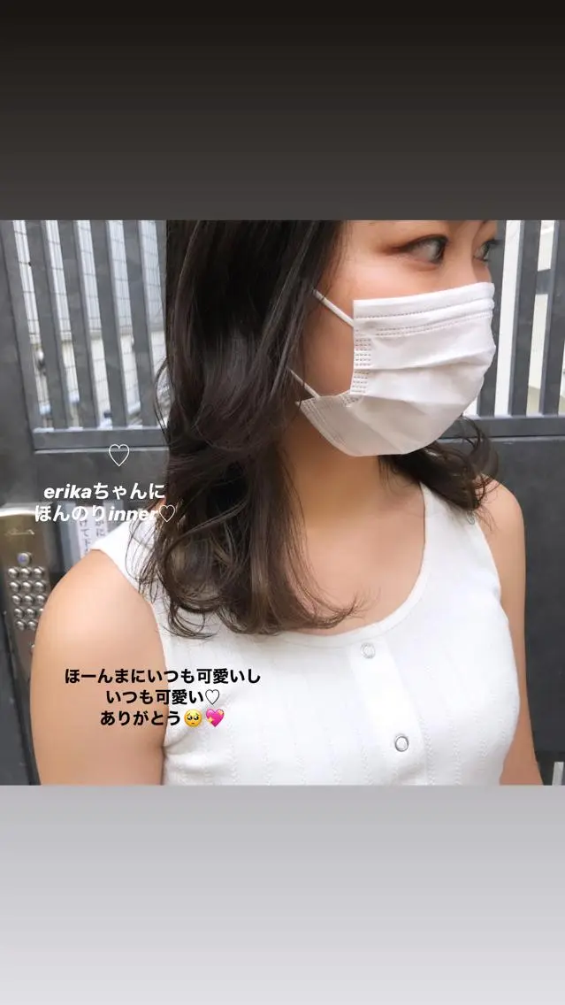 ミディアム ウルフカット／吉村 桃子のヘアスタイル