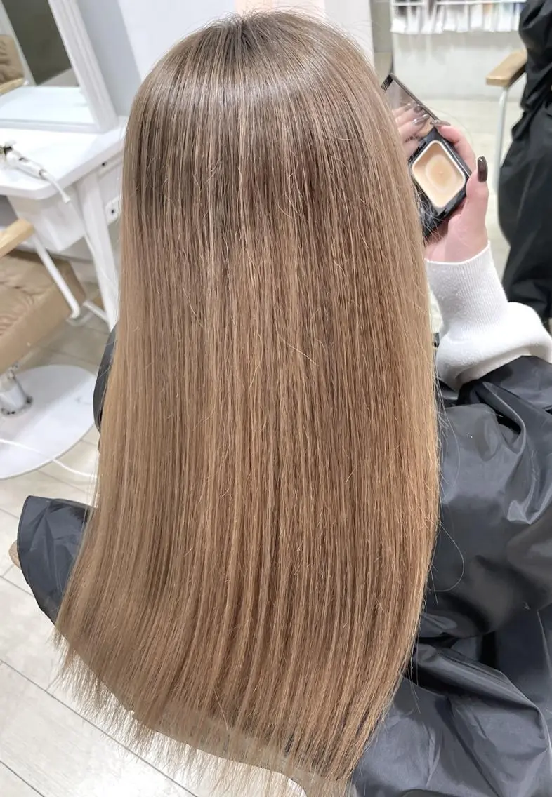 ロング ヘアカラー 🩵垢抜け確定🩵 ハイトーン特化🩵のヘアスタイル