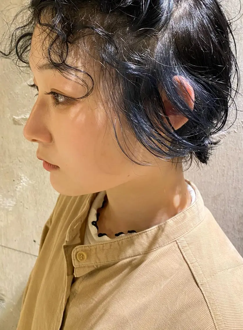 ショート カラー 聖 来のヘアスタイル