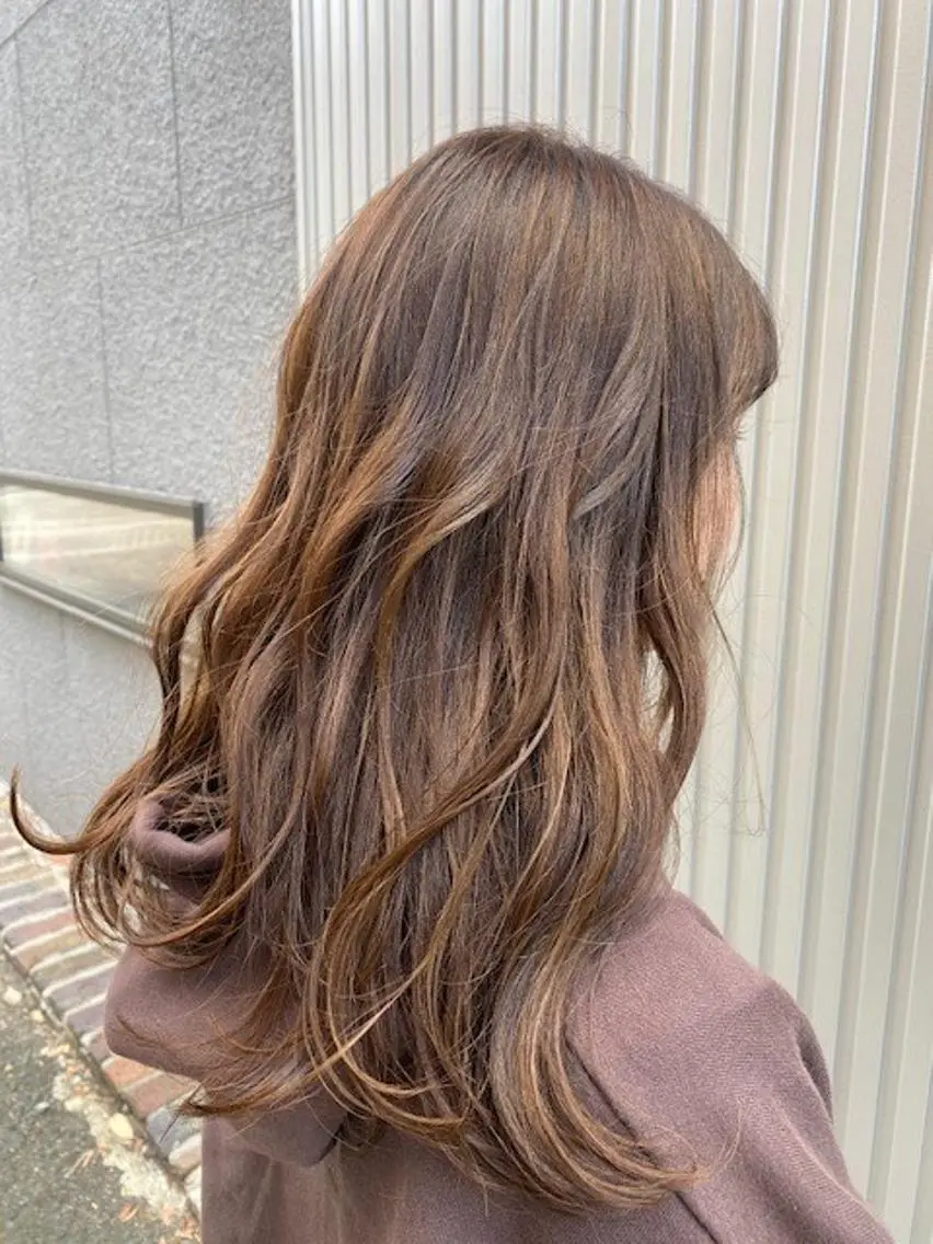 ロング カラー ベージュカラー 透明感カラー ハイライトカラー ハイライト beauty: beast上通りのヘアスタイル