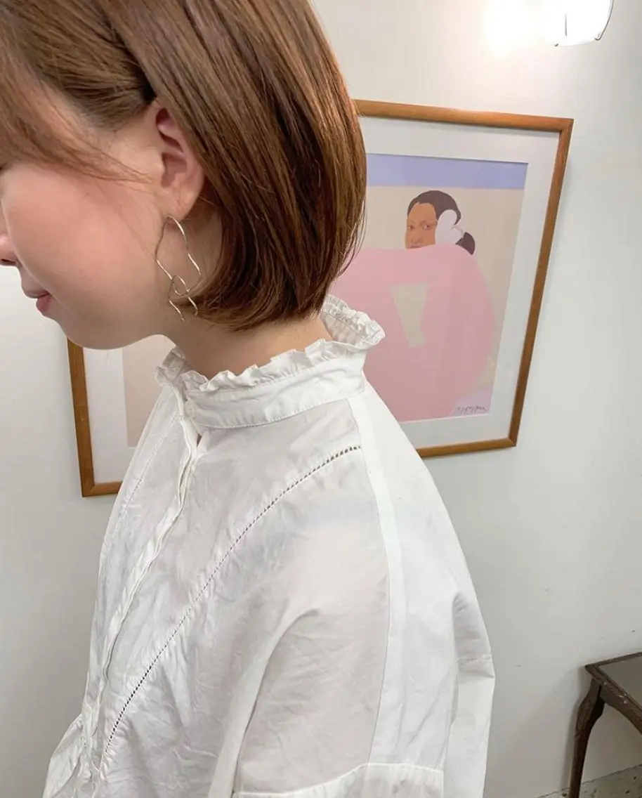 ショート カラー ベージュカラー ボブ 杉山 憂人のヘアスタイル
