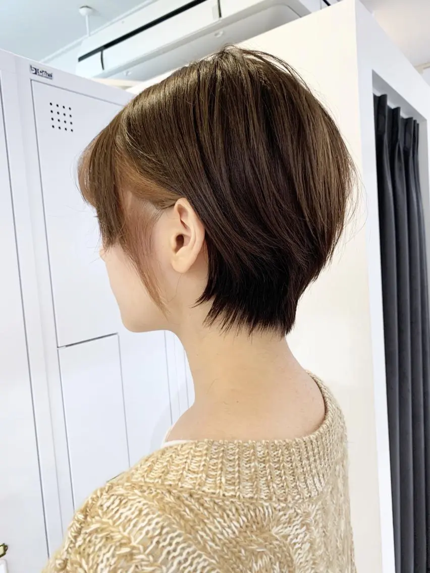 ショート ショートボブ ボブ ショートヘア レイヤー×縮毛矯正 深見 拓のヘアスタイル