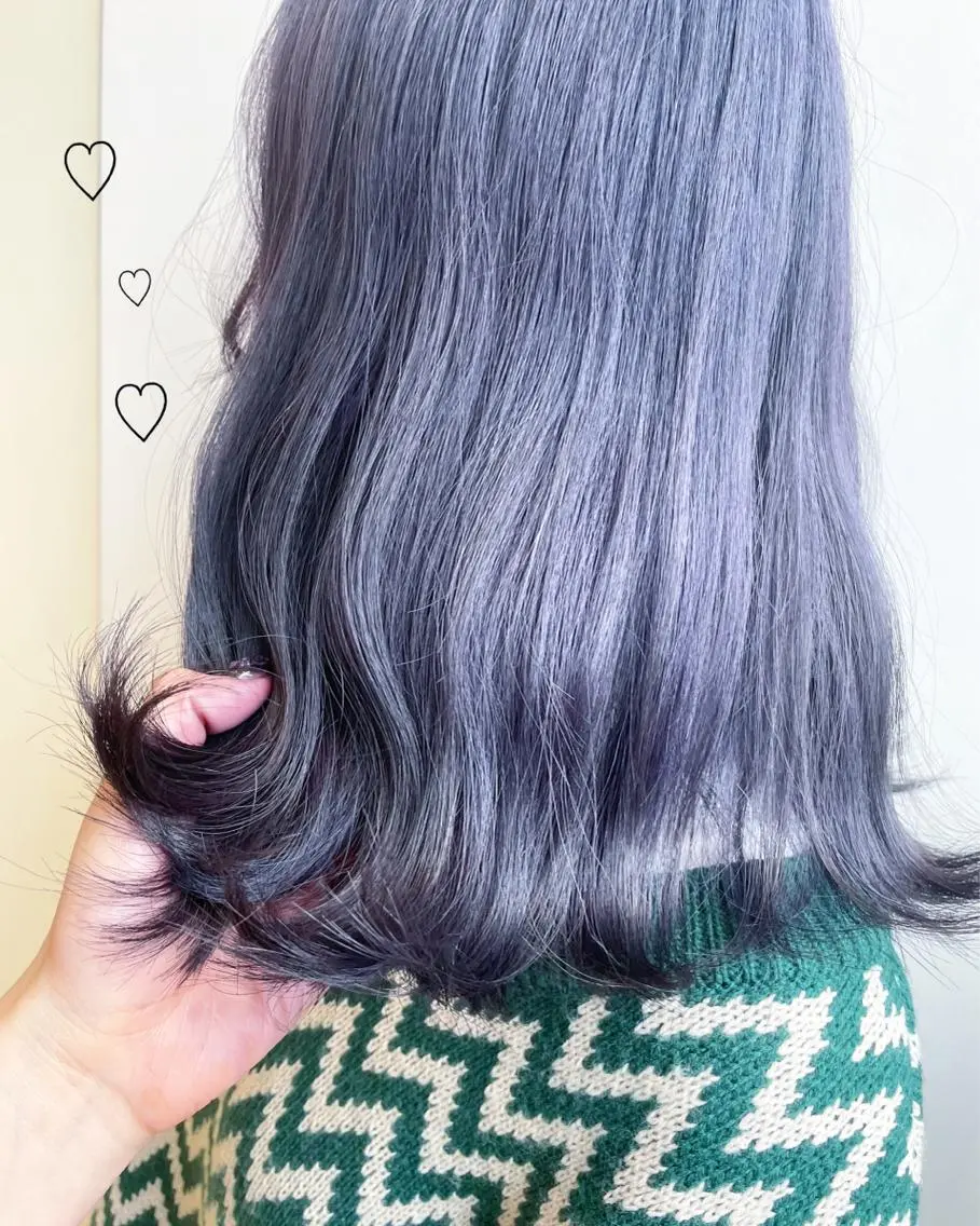 セミロング カラー ブルーカラー シルバー 新宿駅近♡個室 ♡関口三都季🌜のヘアスタイル